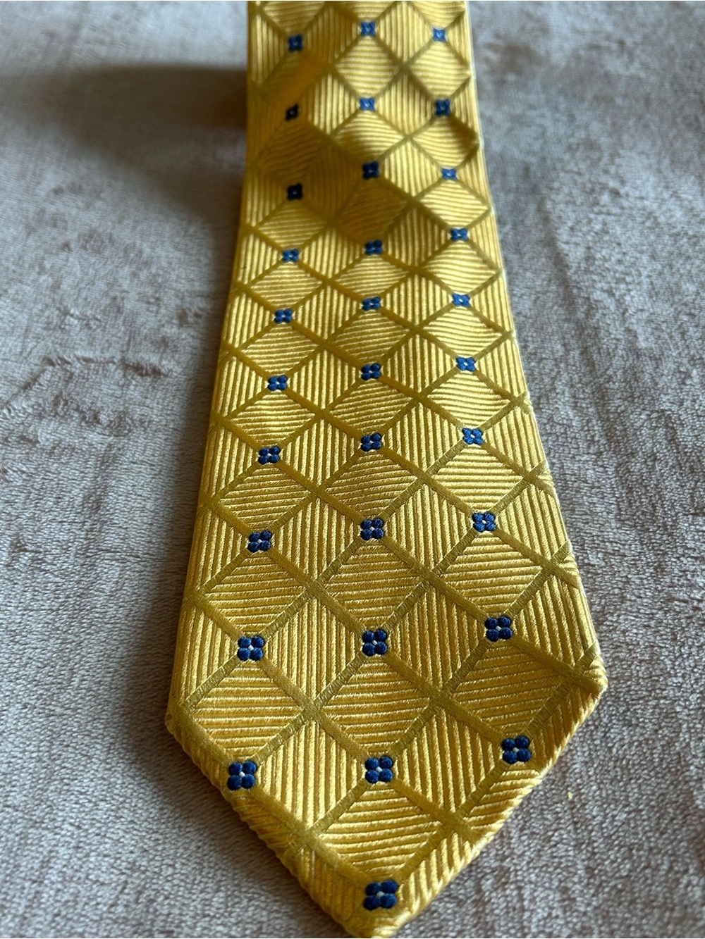 Faconnable silk tie gold with blue flowers